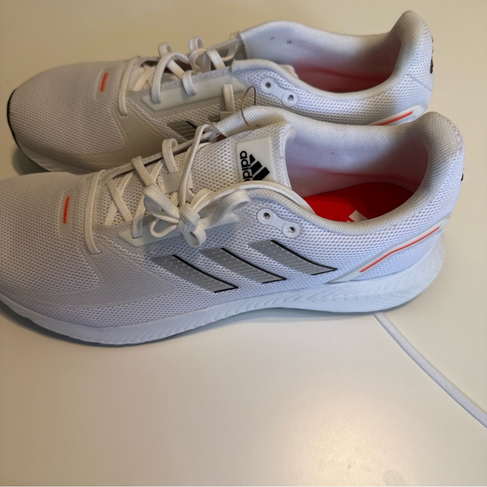 Men Adidas White and Red Runfalcon 2.0 Sneakers size 10.5